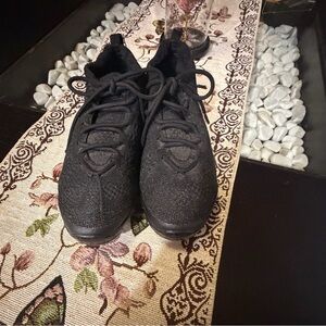 Stylish Black Knit Sneakers
